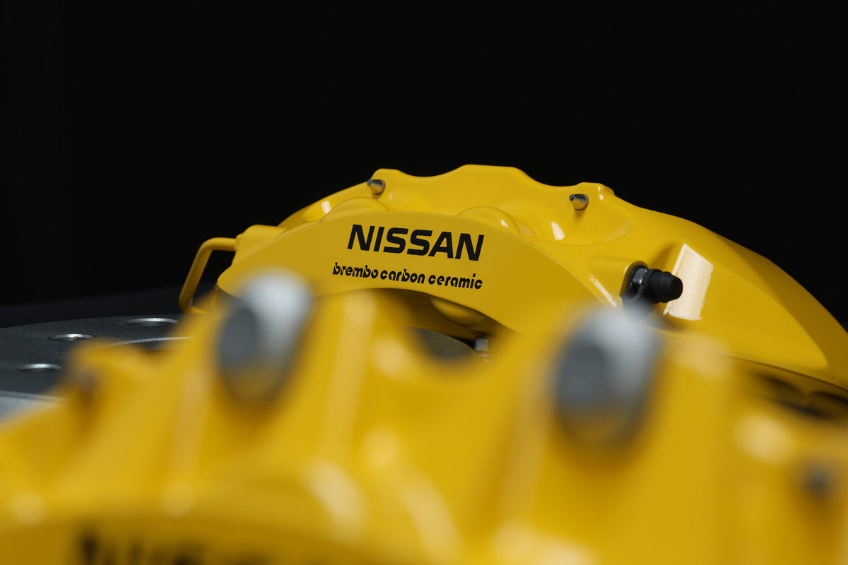 Crank Motorsport R35 GTR Carbon Ceramic Brake Conversion Kit – Nissan Skyline R32-R34 – Yellow Calipers with Black Hat