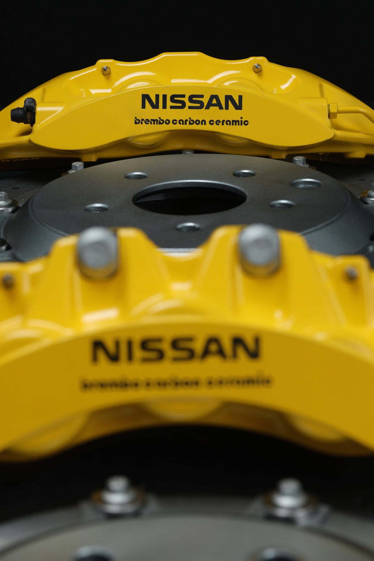 Crank Motorsport R35 GTR Carbon Ceramic Brake Conversion Kit – Nissan Skyline R32-R34 – Yellow Calipers with Black Hat