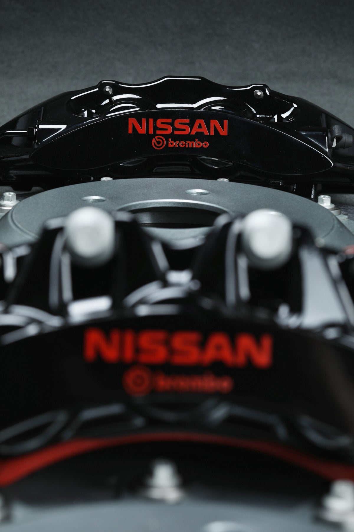 R35 GTR Carbon Ceramic Brake Conversion Kit – Nissan Skyline R32-R34 – Black Calipers with Black Hat