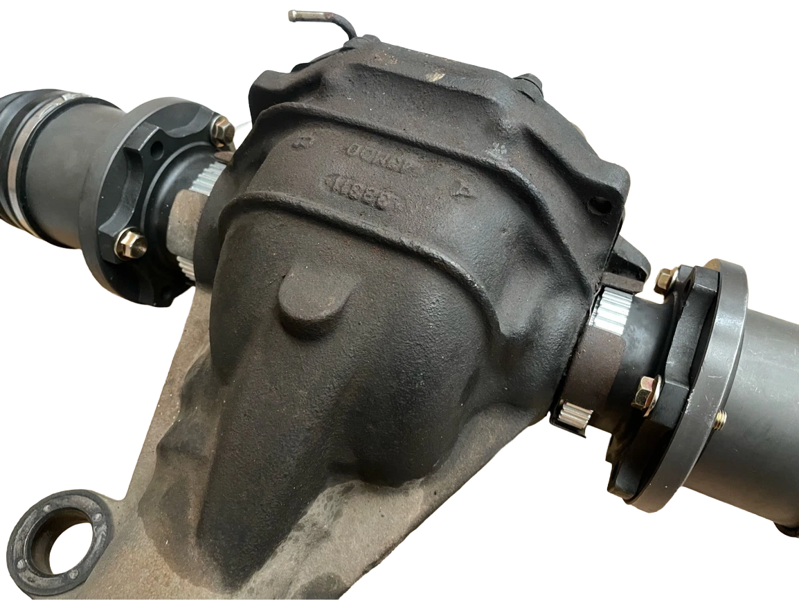 2200HP Rated R200 Billet Stub Axles – 30 Spline Equal Length (Nismo 1.5 & 2-Way LSD Compatible)