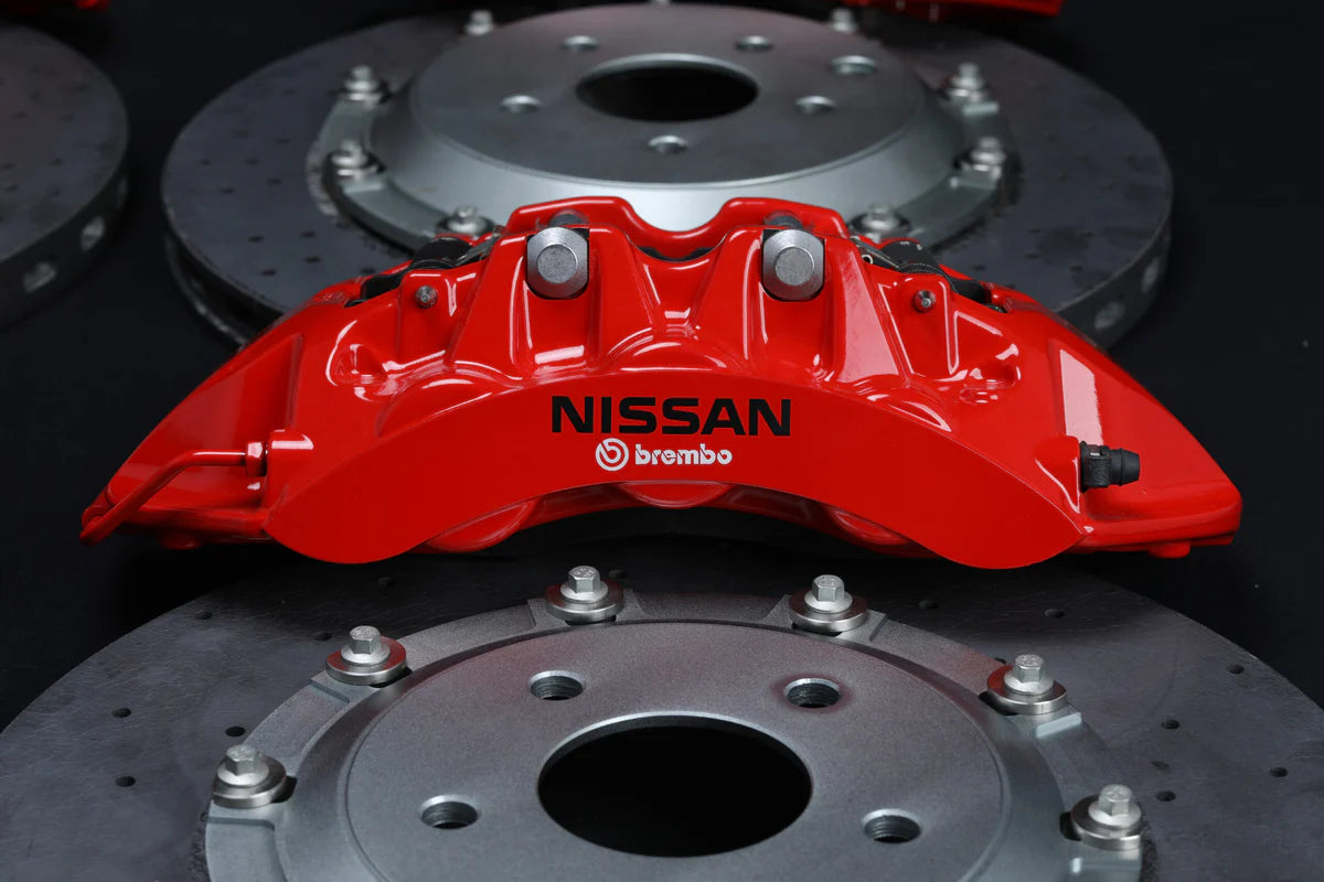 R35 GTR Carbon Ceramic Brake Conversion Kit – Nissan Skyline R32-R34 – Red Calipers with Black Hat