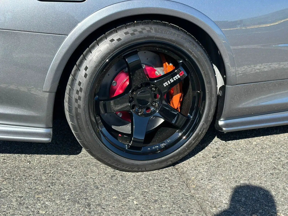 R32-R34 GTR Carbon Ceramic Rotor & Pad Kit – Requires R35 GTR Brake Upgrade